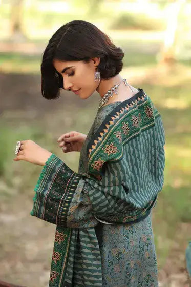 Gul Ahmed Pure Joy of Winter Printed Twill Linen 3Pc Suit LT-12027 B