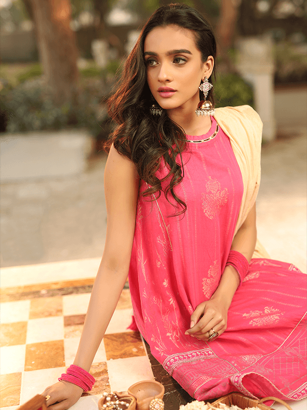 Lakhany Jacquard Embroidered Lawn spring collection 3pc Suit JC-2094 - FaisalFabrics.pk