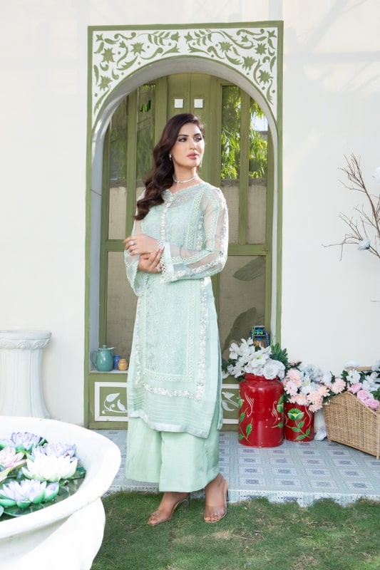 Sumaria’s Couture Baharan Luxury Pret 3Pc Suit - Lilly
