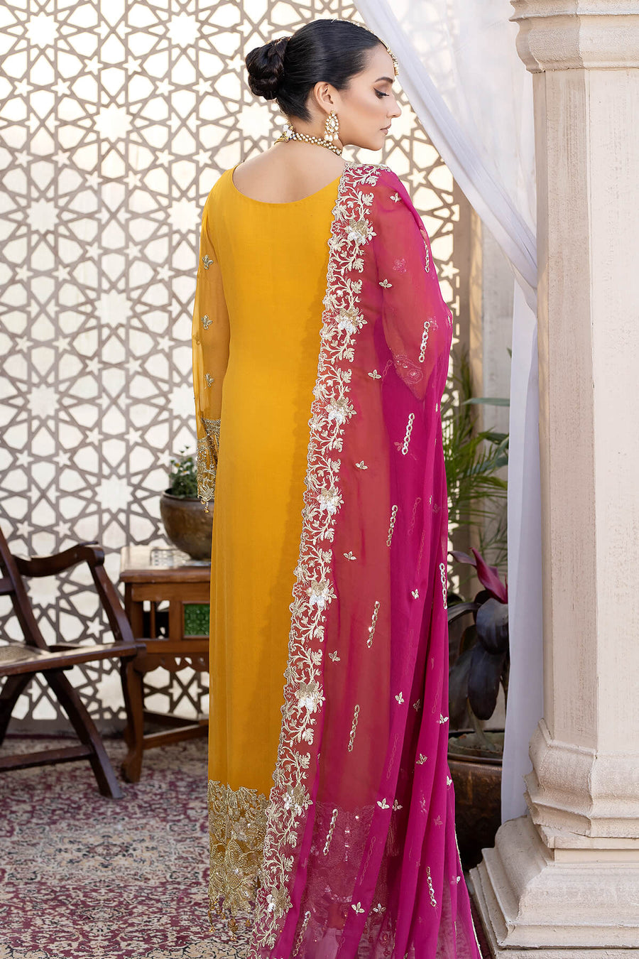 Exquise Majestic by Imrozia Embroidered Chiffon Unstitched 3Piece M-28 ROSHANAY