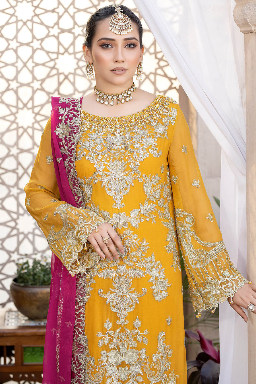 Exquise Majestic by Imrozia Embroidered Chiffon Unstitched 3Piece M-28 ROSHANAY