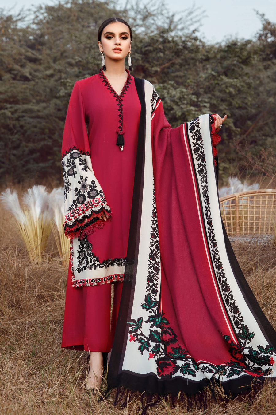 Maria.B M.Prints Winter Shawl Unstitched 3Pc Suit MPT-1609-B