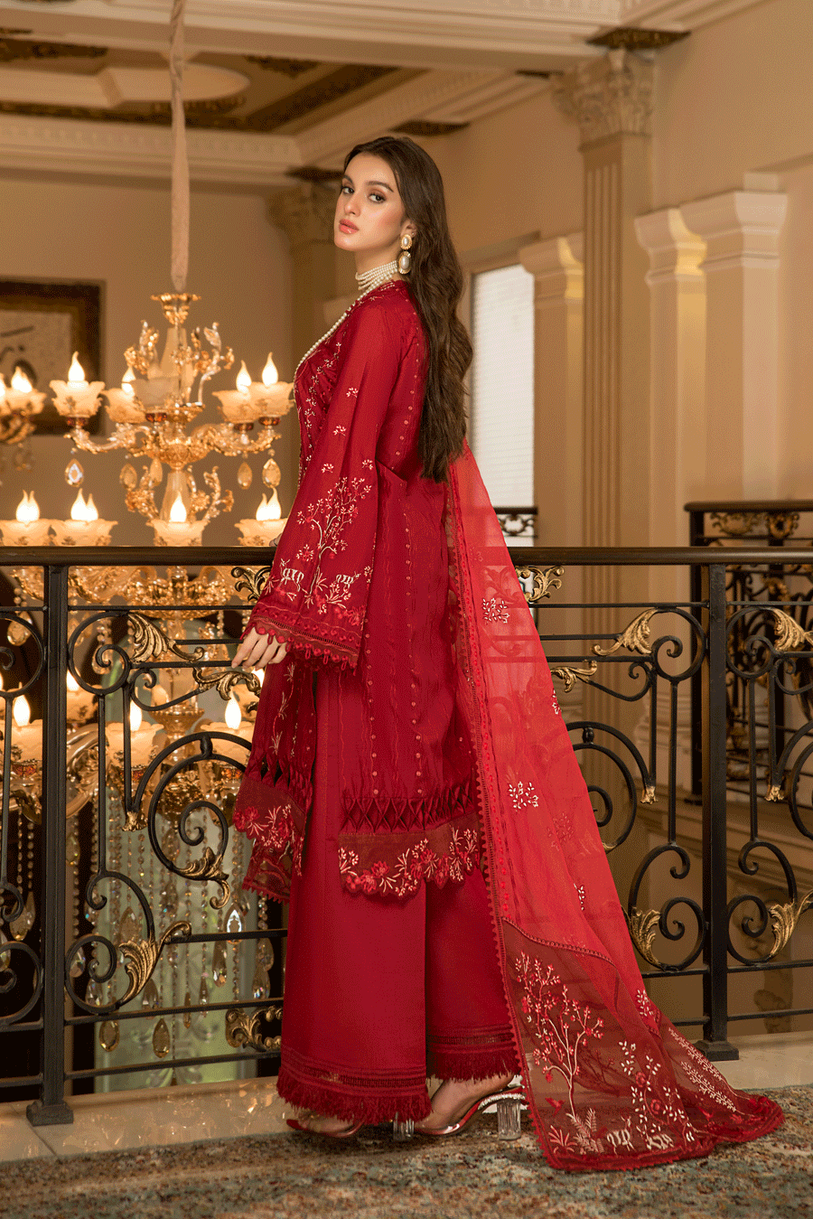 Suveez Pariza Embroidered Lawn 3 Piece Suit - CP-01 MUSK