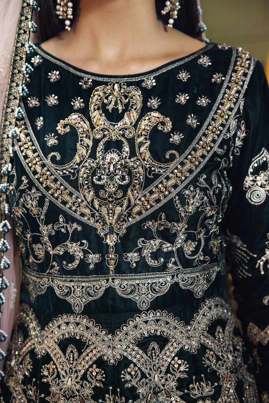 Hous of Nawab Makhmal Velvet Wedding Formals 3PC Suit 06-MANAR - FaisalFabrics.pk