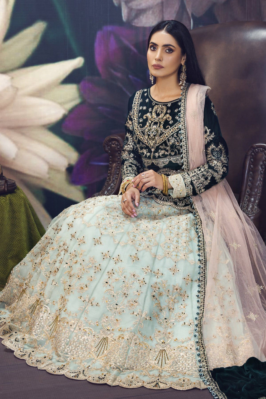 Hous of Nawab Makhmal Velvet Wedding Formals 3PC Suit 06-MANAR - FaisalFabrics.pk