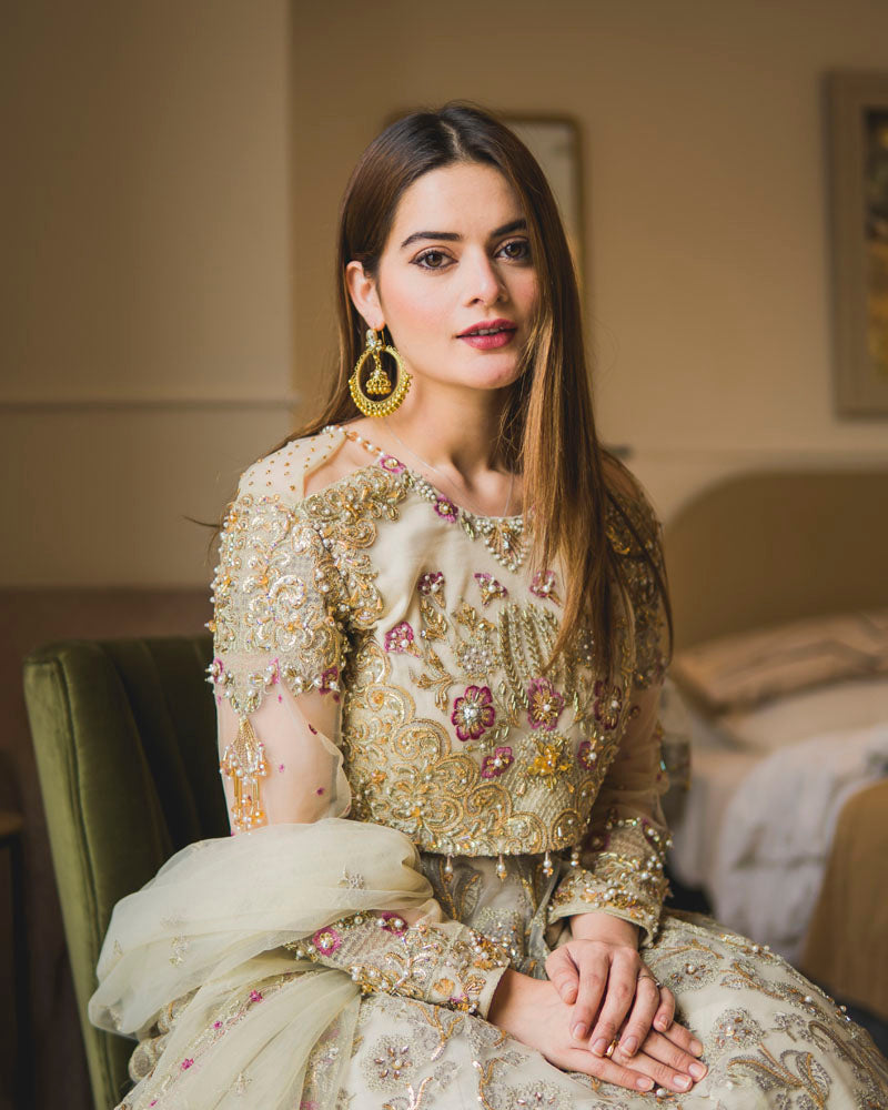 Maria Osama Khan - MÉLANIE