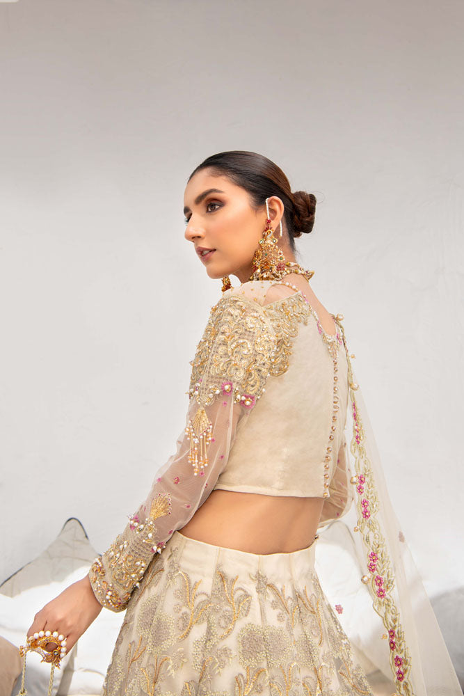 Maria Osama Khan - MÉLANIE GOLD (STYLE 1)