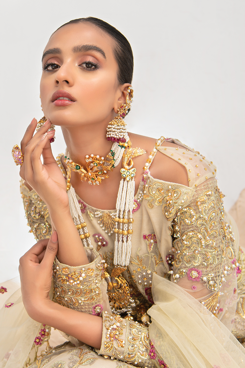 Maria Osama Khan - MÉLANIE GOLD (STYLE 2)