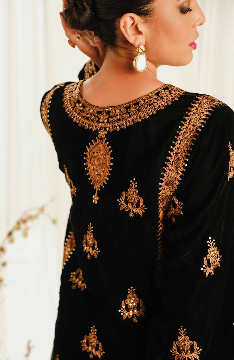 Maryum & Maria The Velvet Dream Wedding Suit MFD-0091 Azlin