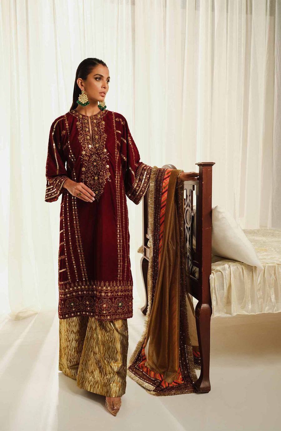 Maryum & Maria The Velvet Dream Wedding Suit MFD-0094 Juli