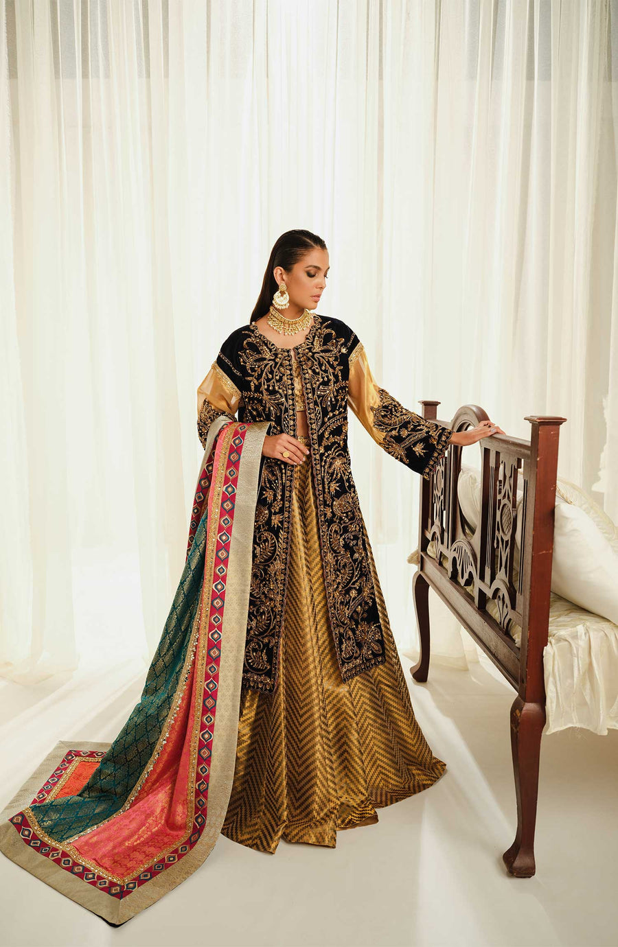 Maryum & Maria The Velvet Dream Wedding Suit MFG-0025 Hayal