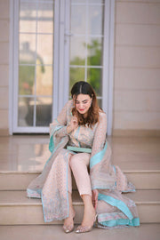 Maria Osama Khan - MONIQUE