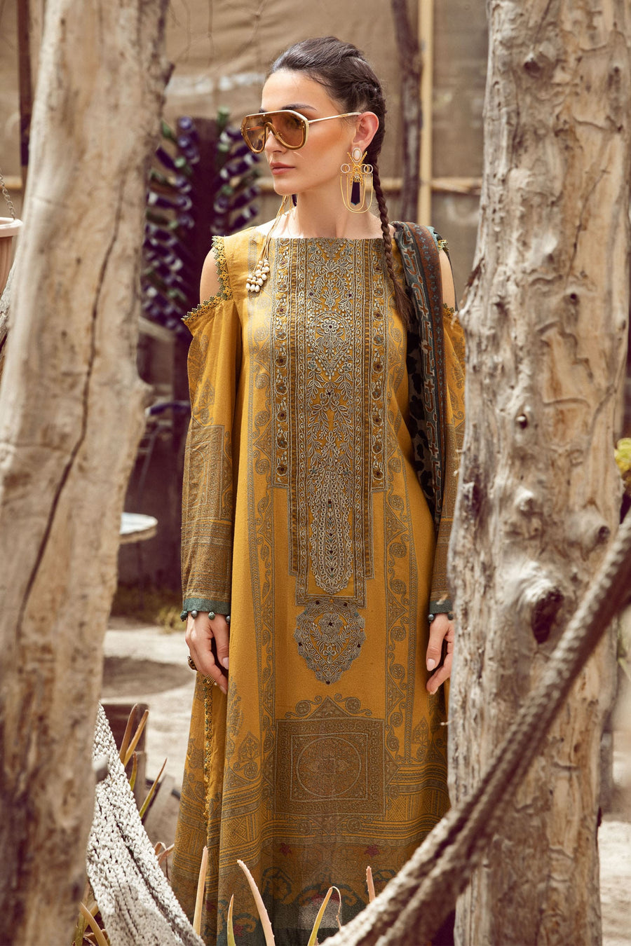 Desert Rose by Maria B Mprints Unstitched Karandi 3Pc Suit MPT-1505-B