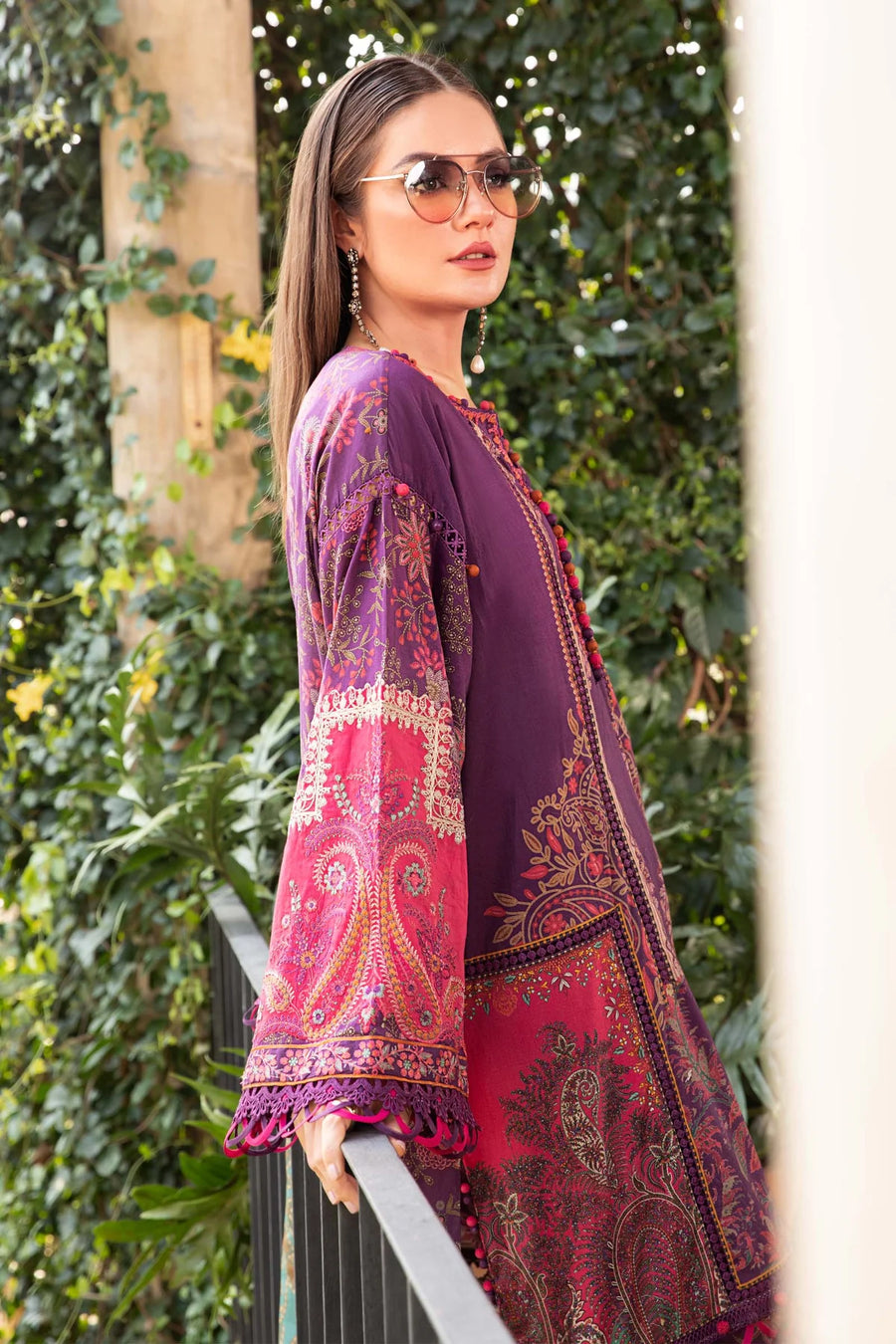 Maria.B M.Prints Lawn Unstitched Embroidered 3 Piece Suit MPT-1703-A