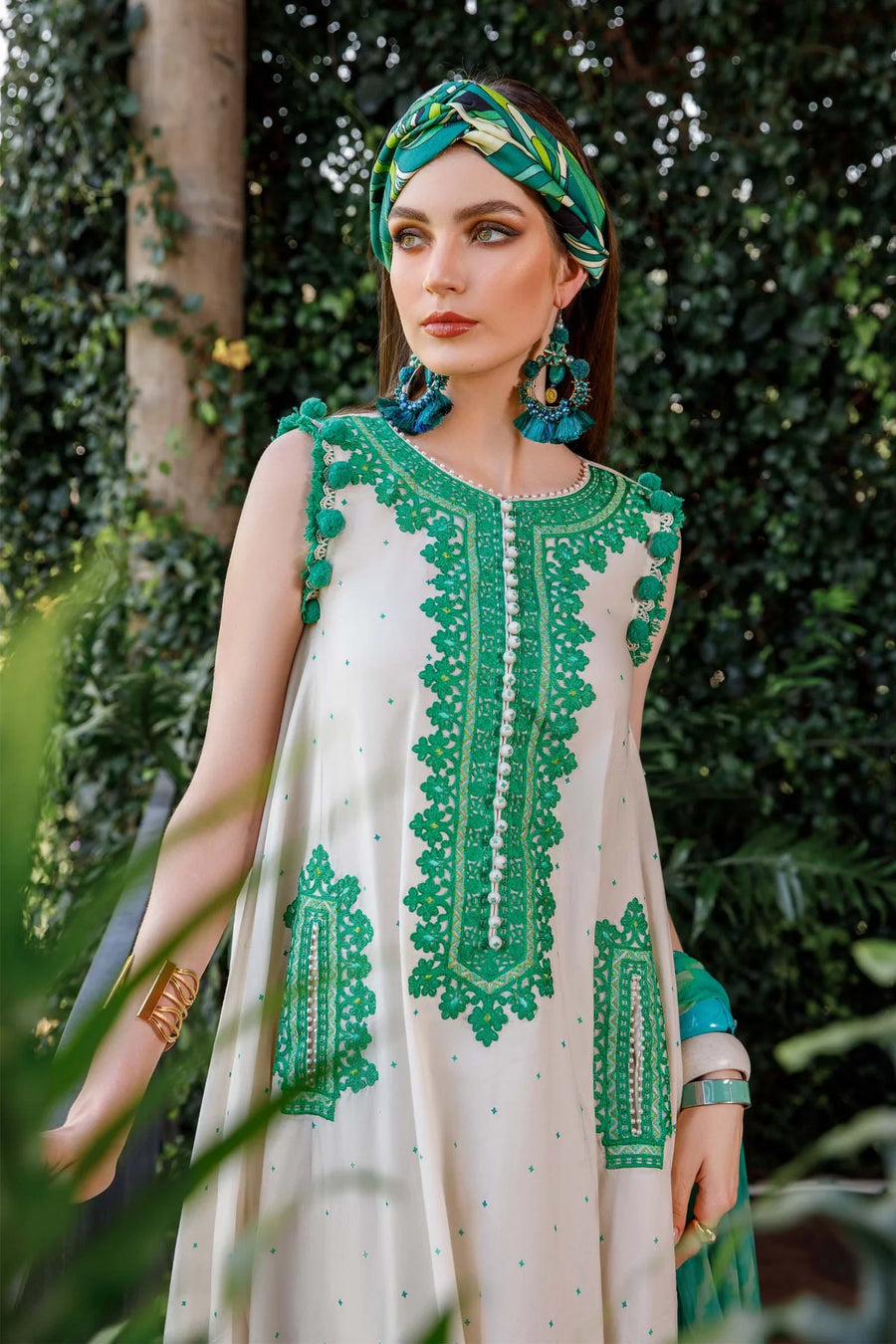Maria.B M.Prints Lawn Unstitched Embroidered 3 Piece Suit MPT-1706-B