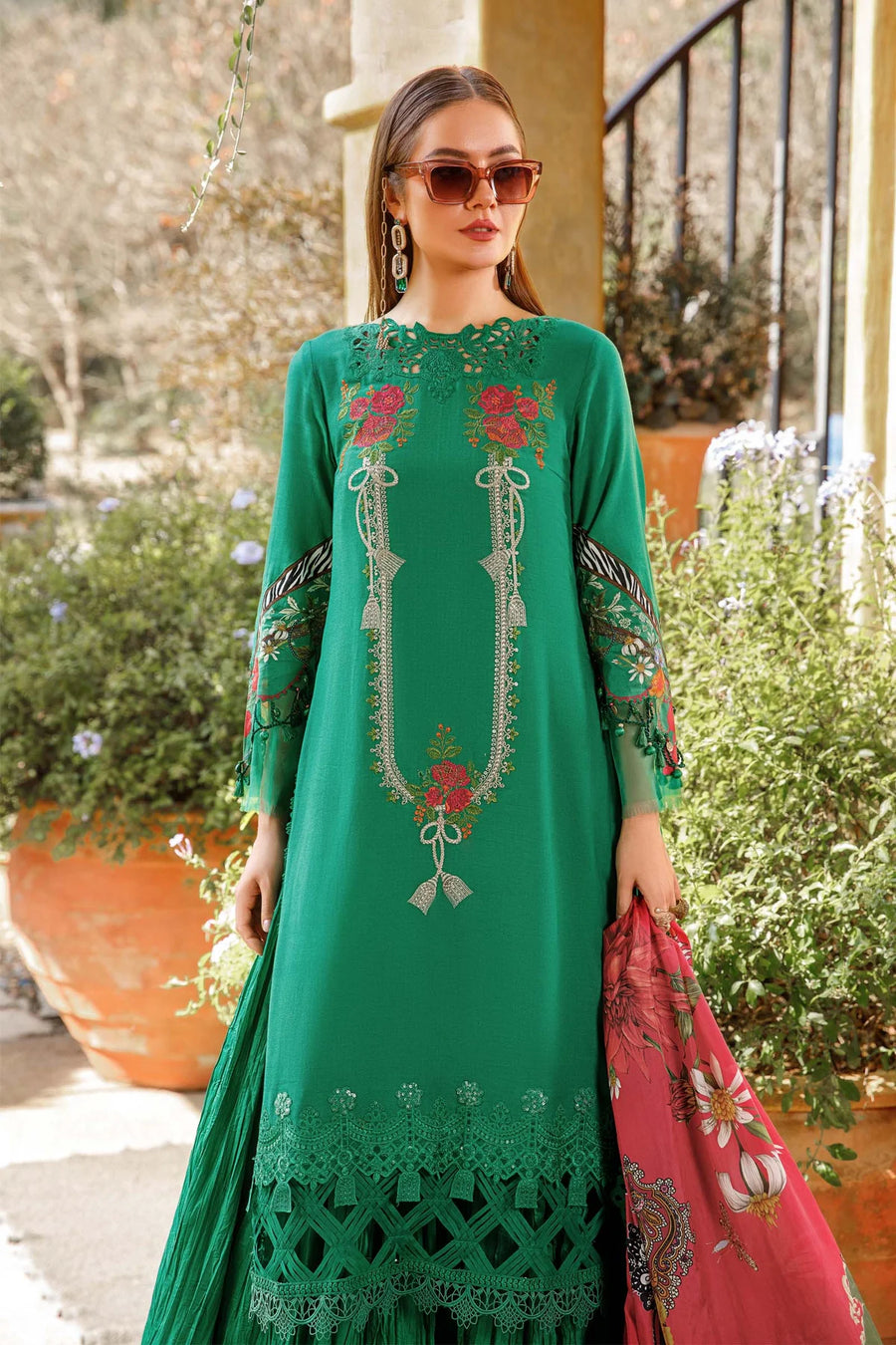 Maria.B M.Prints Lawn Unstitched Embroidered 3 Piece Suit MPT-1707-A