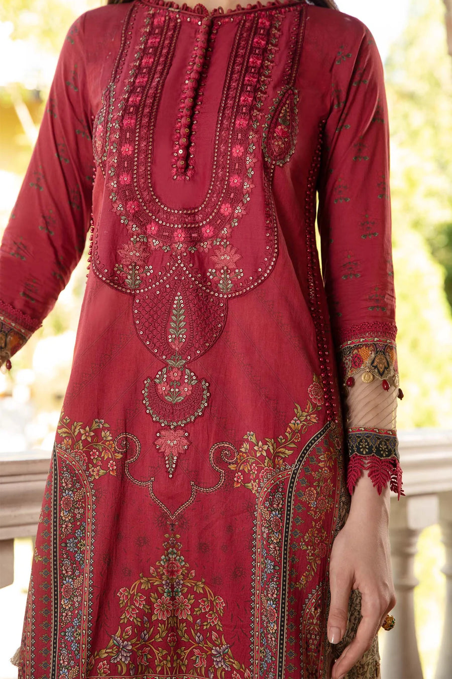 Maria.B M.Prints Lawn Unstitched Embroidered 3 Piece Suit MPT-1712-B