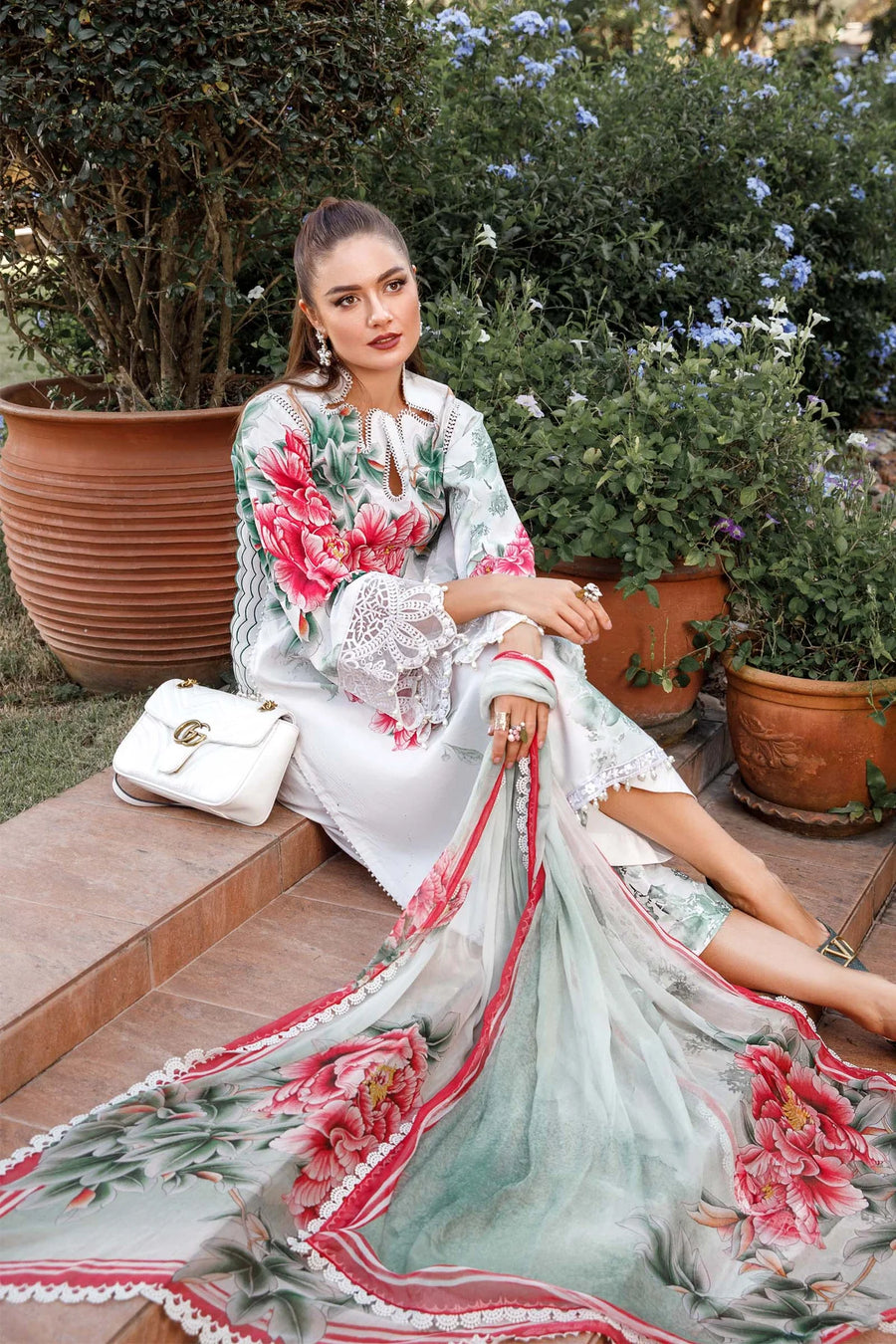 Maria.B M.Prints Lawn Unstitched Embroidered 3 Piece Suit MPT-1714-A