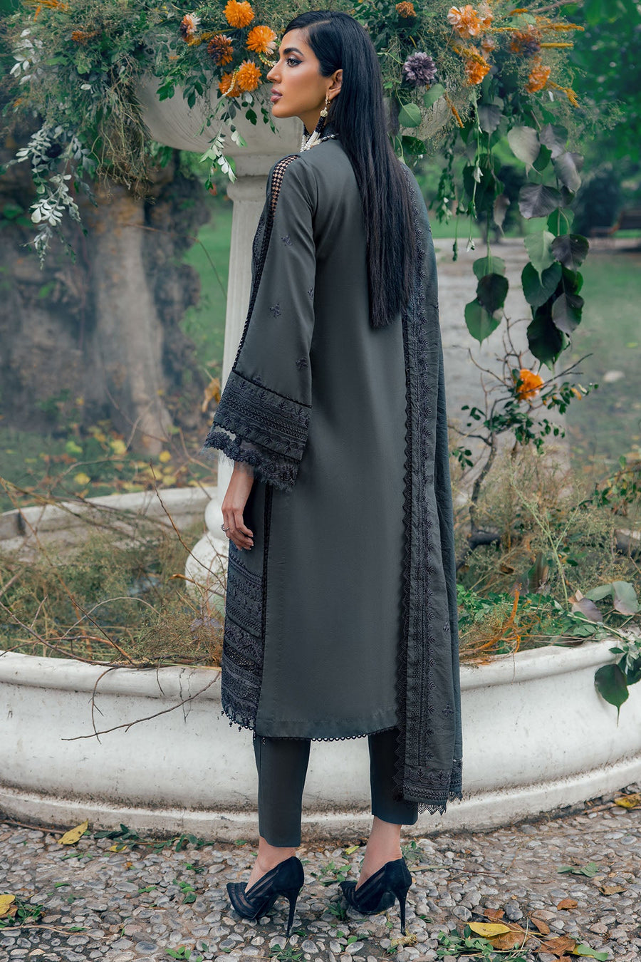 Motifz Premium Winter Embroidered Linen Unstitched Suit 3783-GALIA