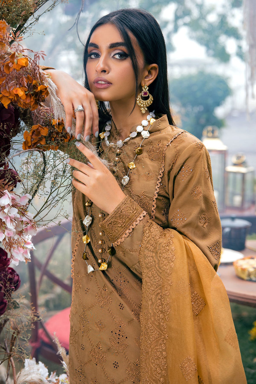 Motifz Premium Winter Embroidered Linen Unstitched Suit 3791-CHELAN