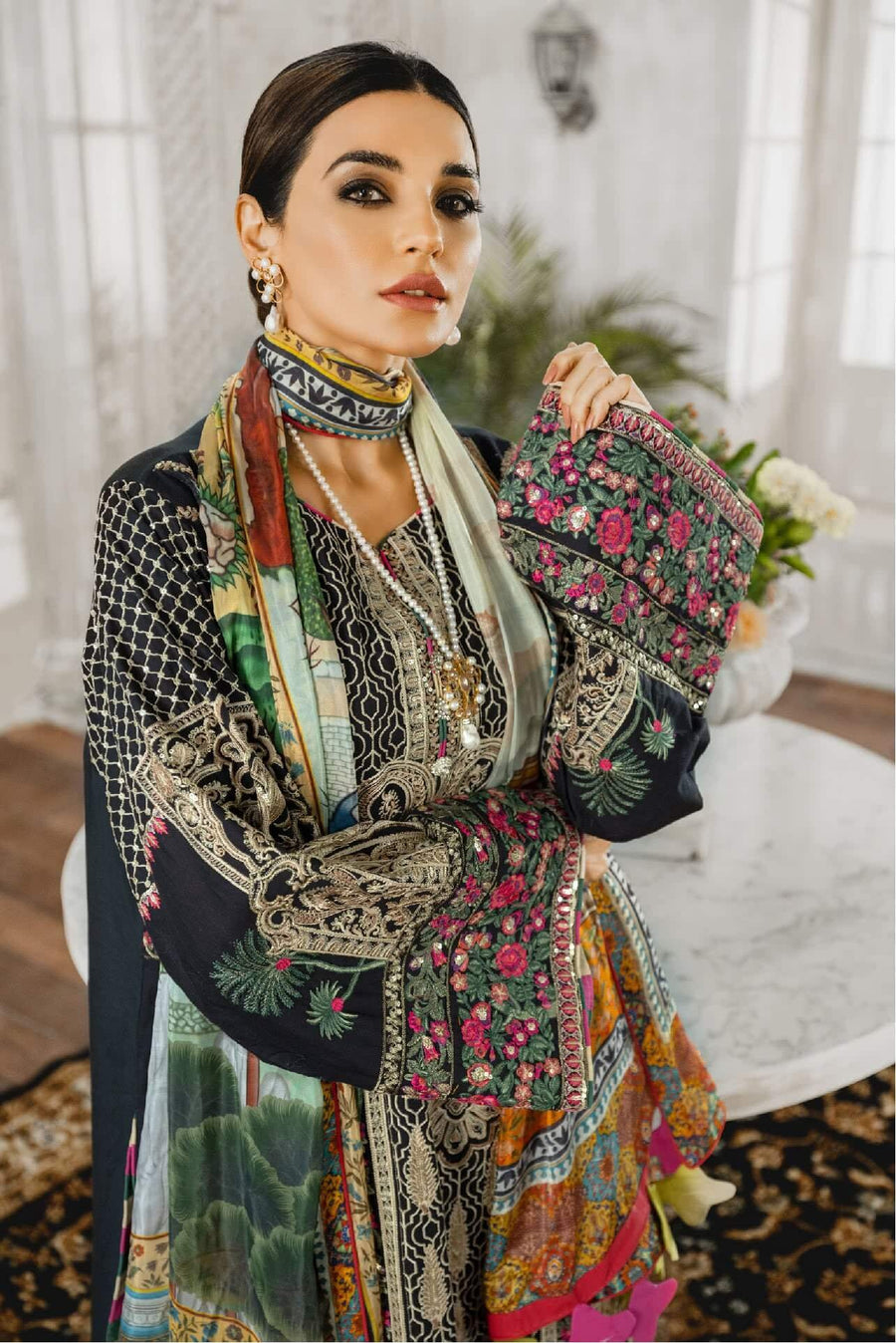 Maryum N Maria Luxury Lawn 3 Piece Embroidered Suit ML-07 Deep Royal - FaisalFabrics.pk