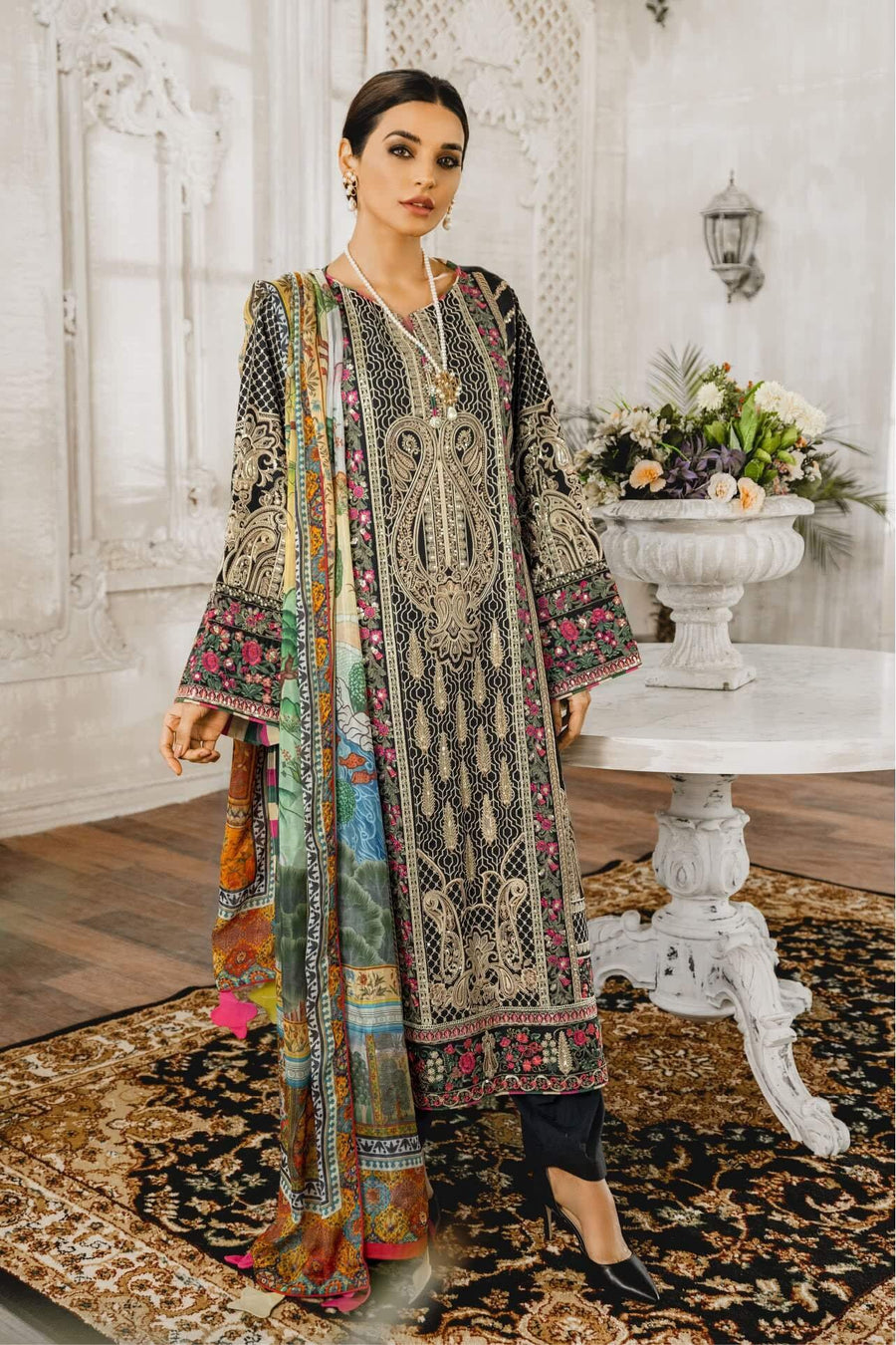 Maryum N Maria Luxury Lawn 3 Piece Embroidered Suit ML-07 Deep Royal - FaisalFabrics.pk