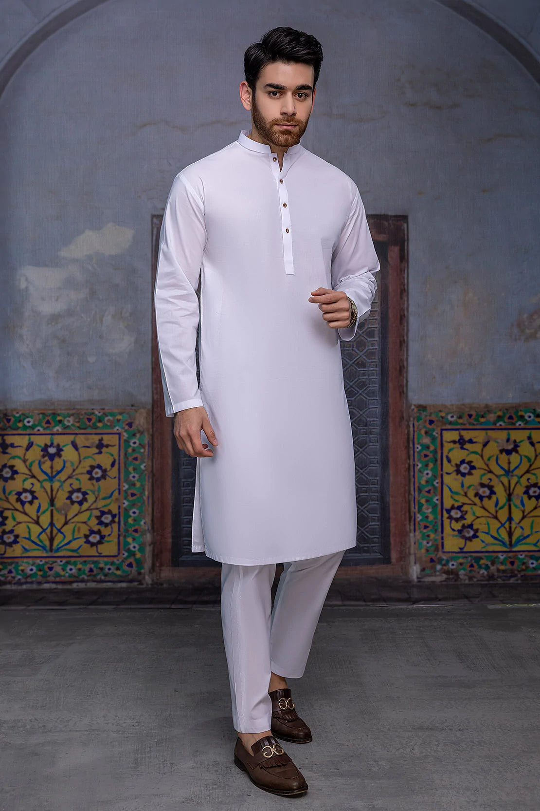 White 2025 cotton suit