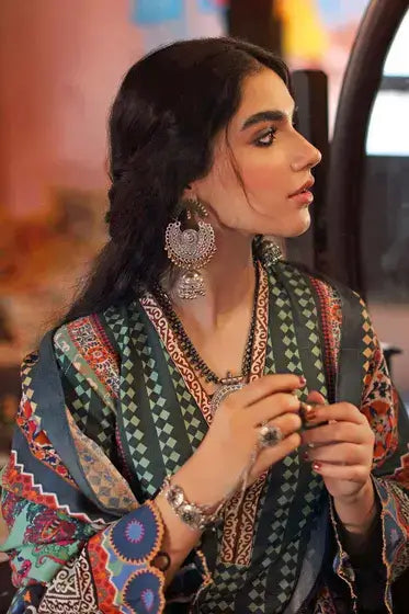 Gul Ahmed Pure Joy of Winter Printed Khaddar 3Pc Suit PVS-12001 A