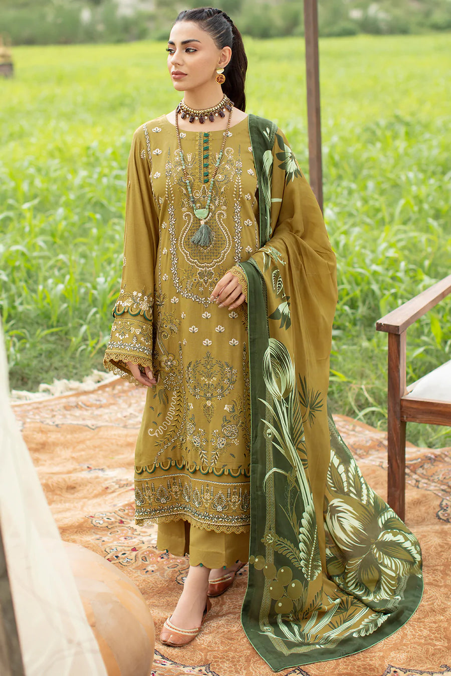 Ramsha Reet Embroidered Luxury Karandi Unstitched 3Pc Suit R-602