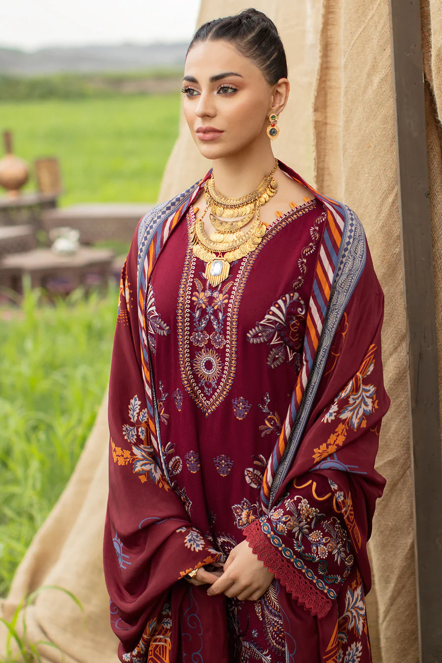 Ramsha Reet Embroidered Luxury Karandi Unstitched 3Pc Suit R-604