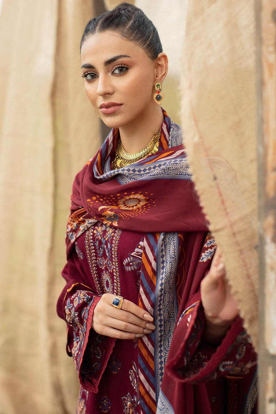 Ramsha Reet Embroidered Luxury Karandi Unstitched 3Pc Suit R-604