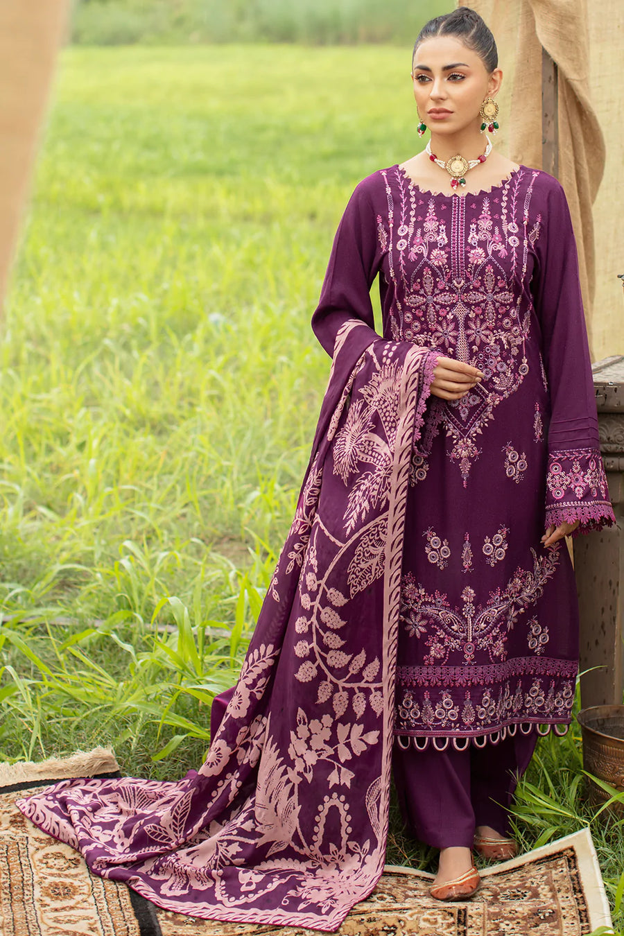 Ramsha Reet Embroidered Luxury Karandi Unstitched 3Pc Suit R-610