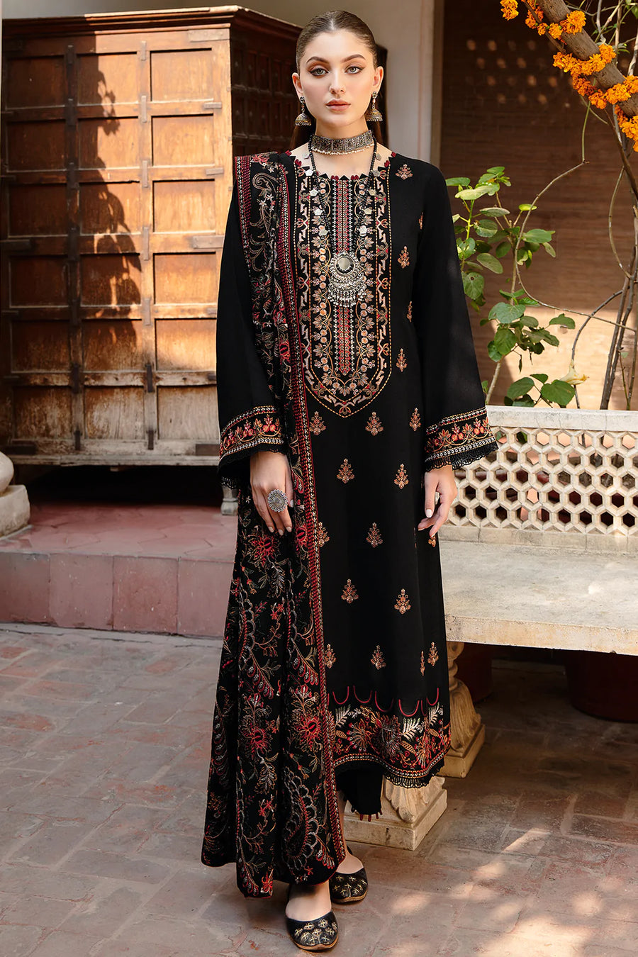 Ramsha Reet Vol-07 Embroidered Luxury Karandi Unstitched 3Pc R-702