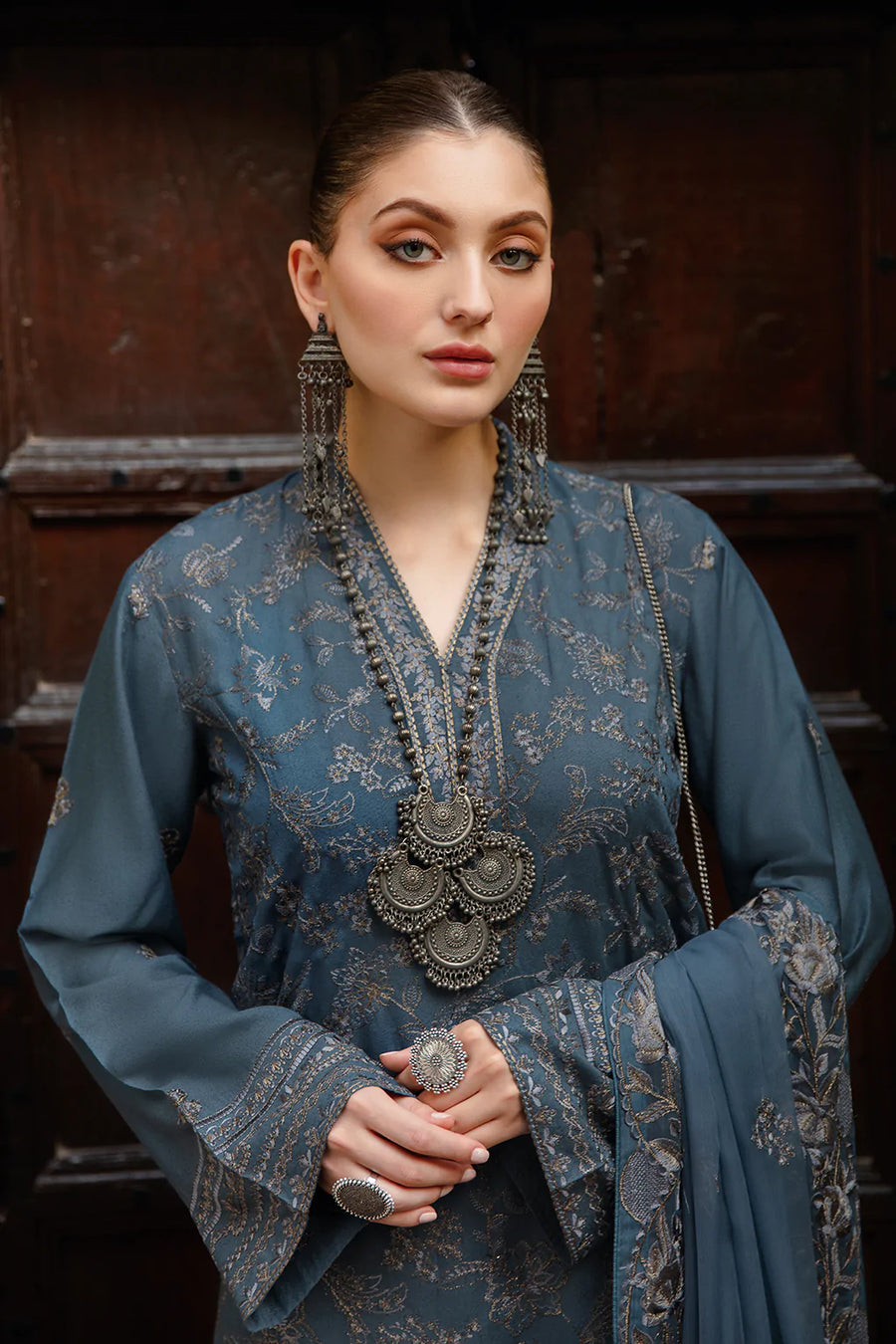 Ramsha Reet Vol-07 Embroidered Luxury Karandi Unstitched 3Pc R-705
