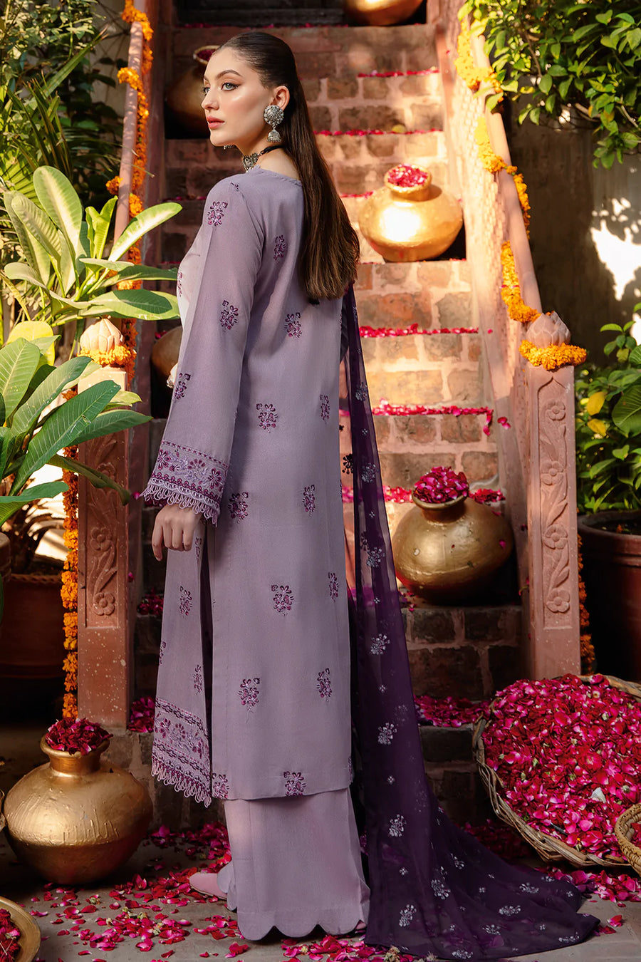 Ramsha Reet Vol-07 Embroidered Luxury Karandi Unstitched 3Pc R-708