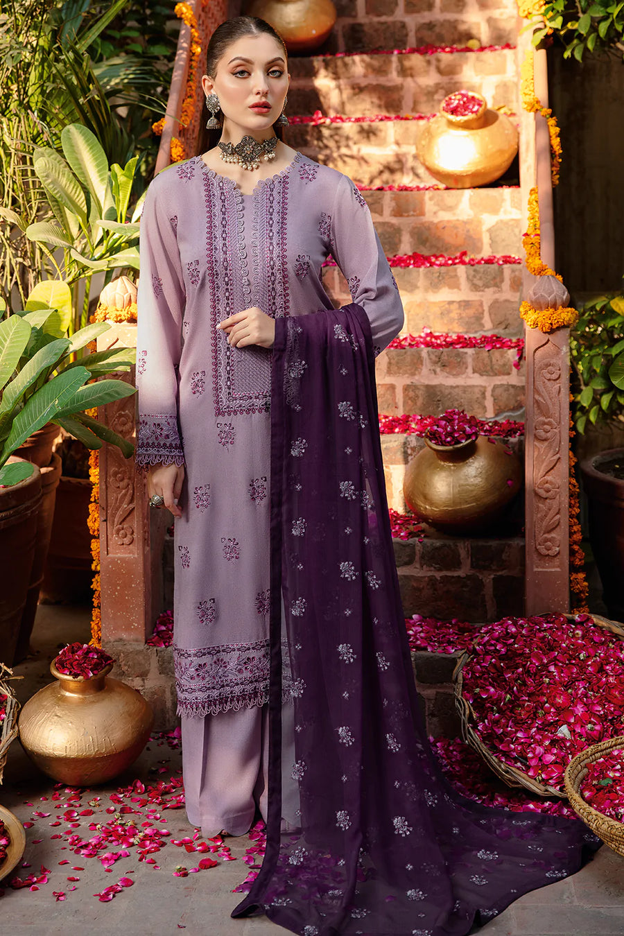 Ramsha Reet Vol-07 Embroidered Luxury Karandi Unstitched 3Pc R-708