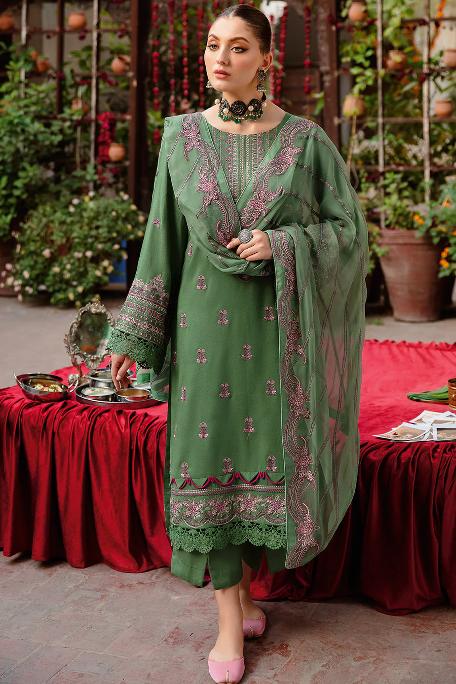 Ramsha Reet Vol-07 Embroidered Luxury Karandi Unstitched 3Pc R-710