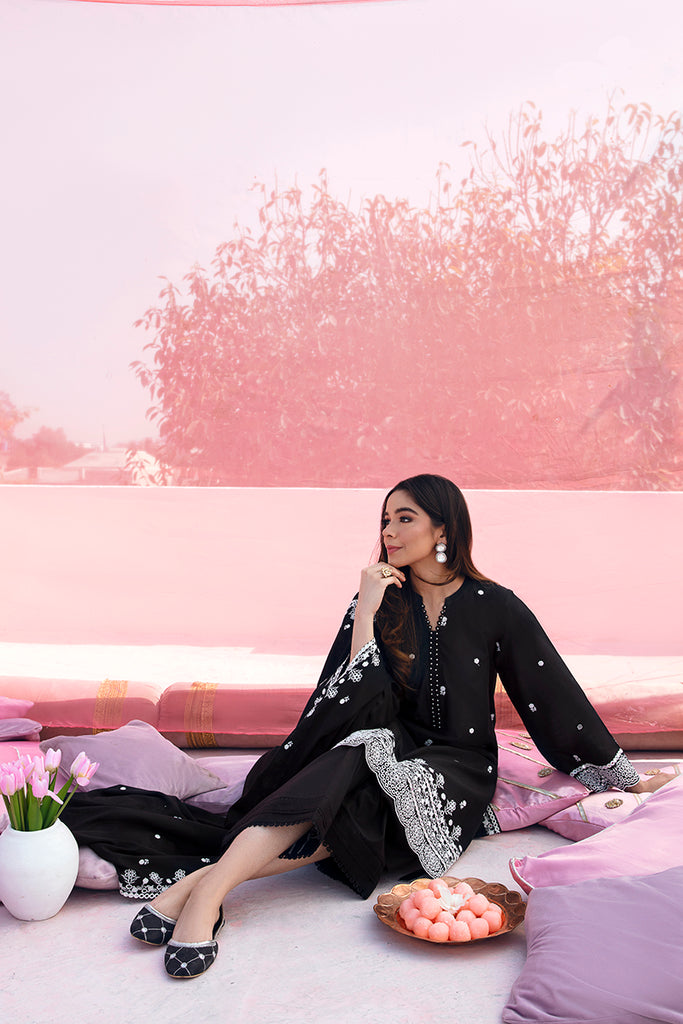 Cross Stitch Mahiri Embroidered Lawn Unstitched 3Pc Suit - RAVEN BLOOM