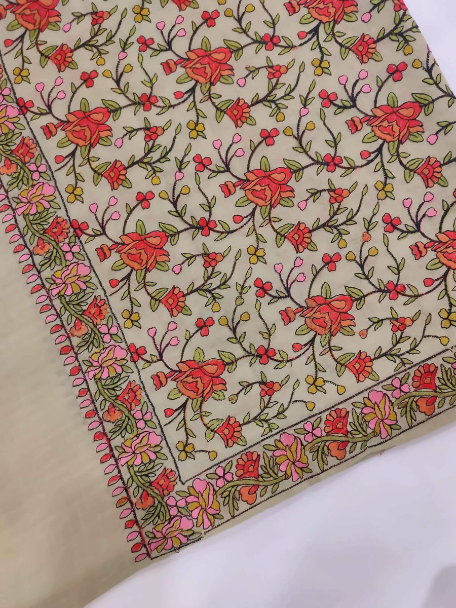Womens Fine Wool Kashmiri Embroidered Shawl RK-03 - FaisalFabrics.pk