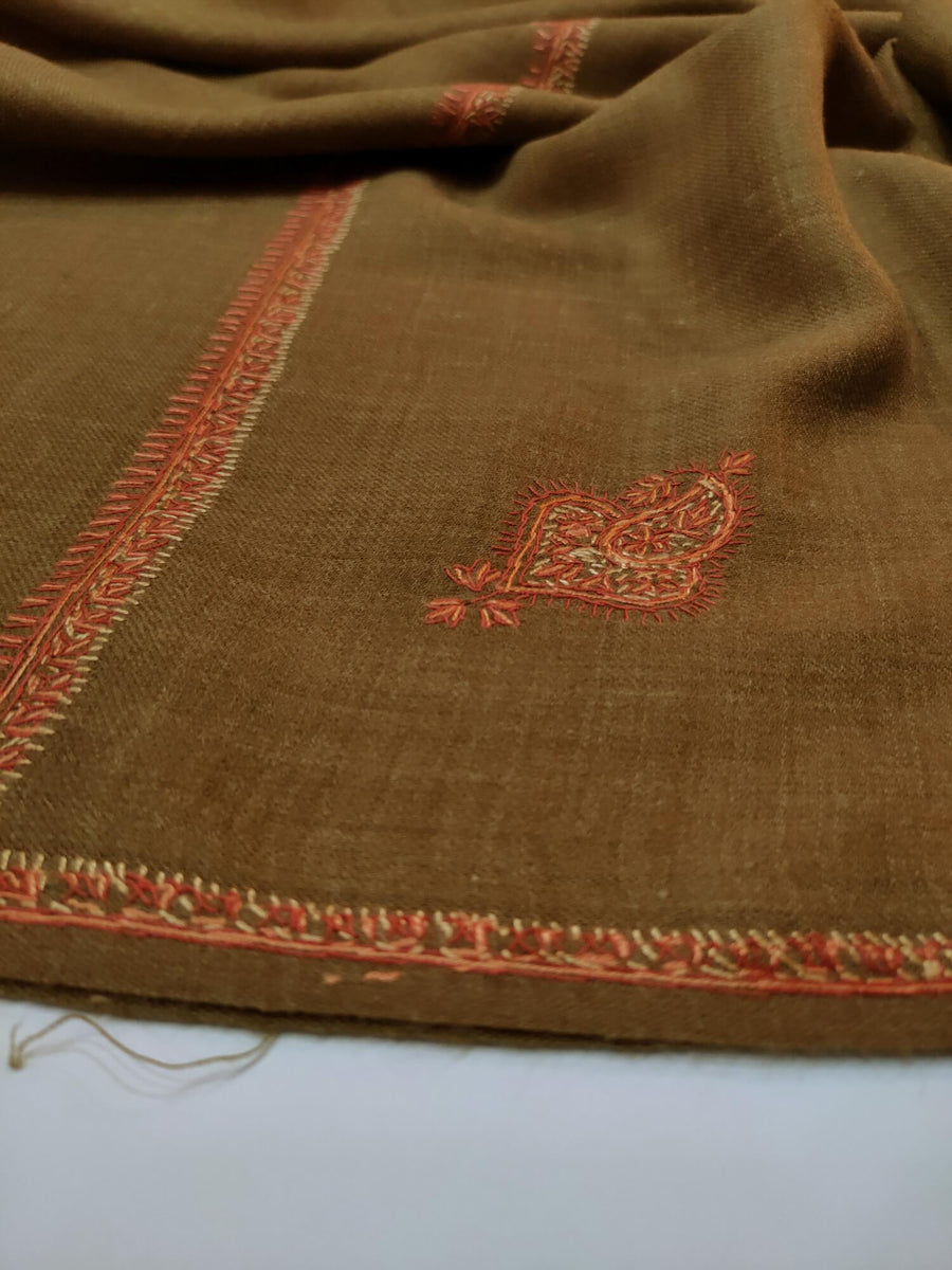 Womens Kashmiri Hand Embroidered Shawl, Border Design Work RK21009 - FaisalFabrics.pk