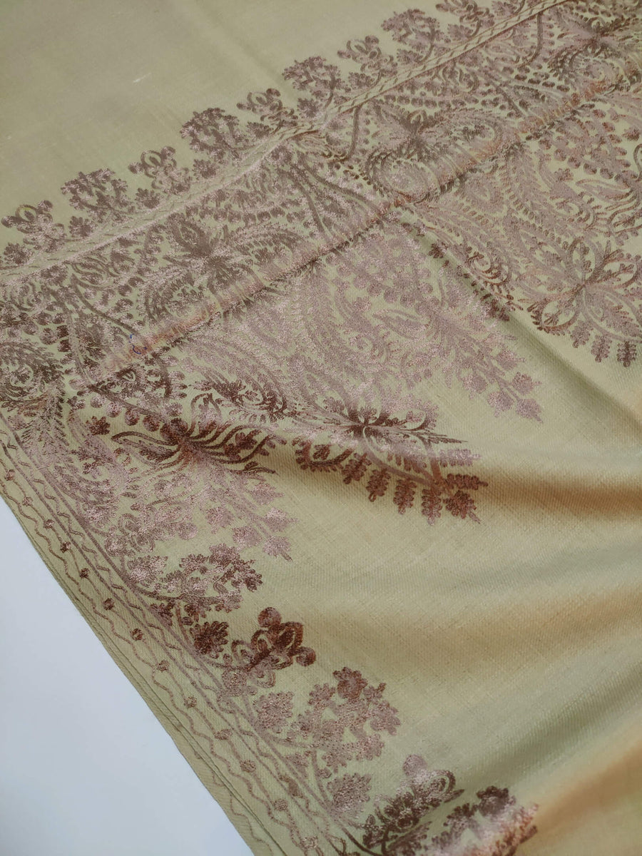 Womens Kashmiri Hand Embroidered Fine Wool Shawl RK21091 - FaisalFabrics.pk