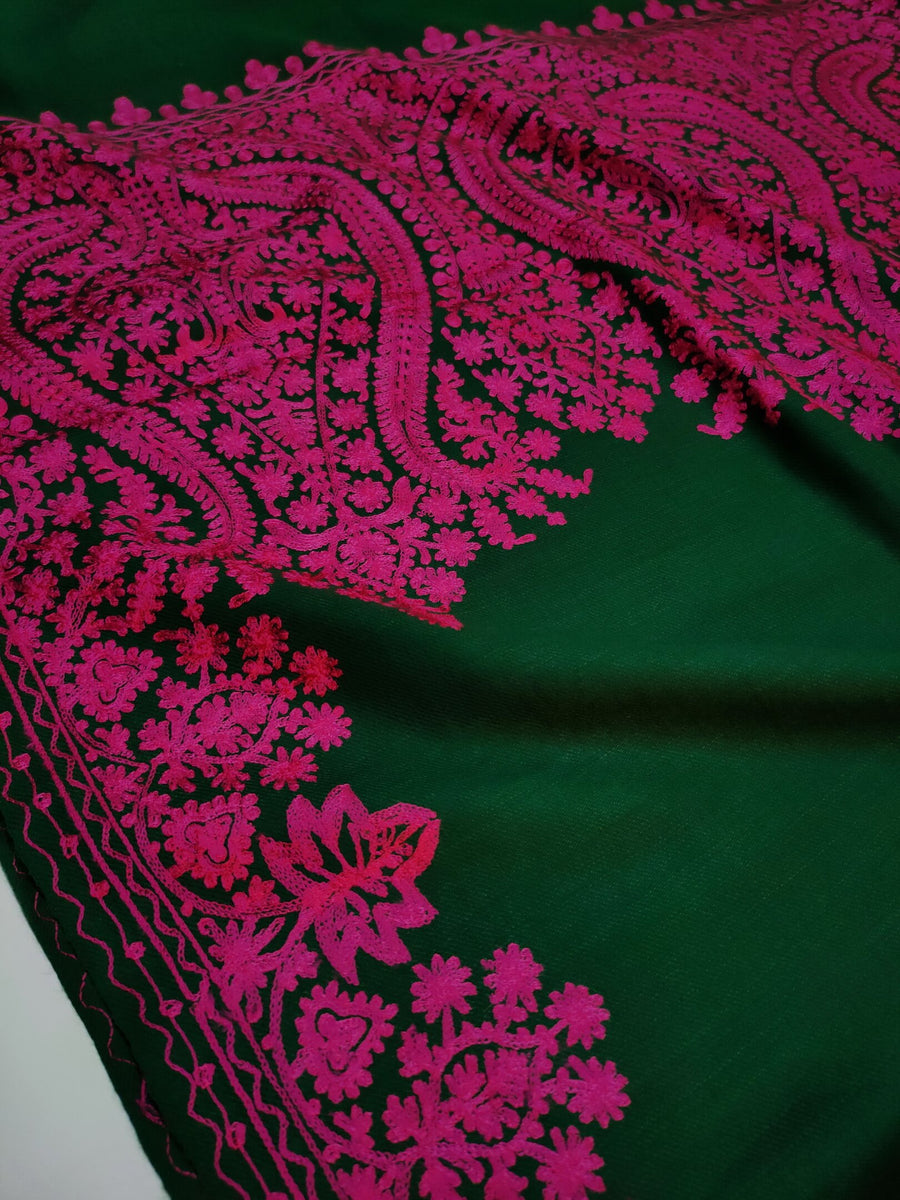 Womens Kashmiri Hand Embroidered Fine Wool Shawl RK21093 - FaisalFabrics.pk