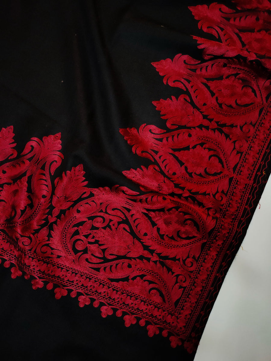 Womens Kashmiri Hand Embroidered Fine Wool Shawl RK21094 - FaisalFabrics.pk