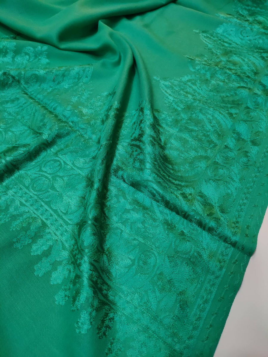 Womens Kashmiri Hand Embroidered Fine Wool Shawl RK21095 - FaisalFabrics.pk