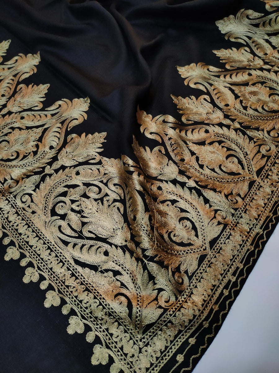 Womens Kashmiri Hand Embroidered Fine Wool Shawl RK21096 - FaisalFabrics.pk