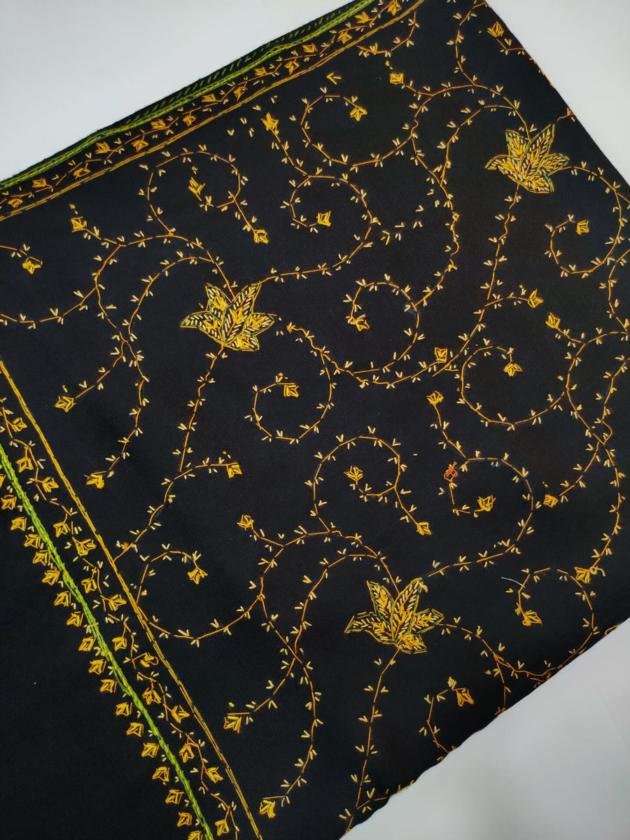 Womens Kashmiri Hand Embroidered Fine Wool Shawl RK21131 - FaisalFabrics.pk