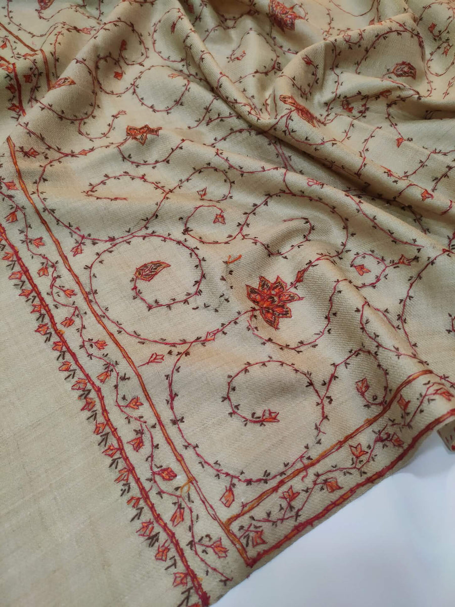 Womens Kashmiri Hand Embroidered Fine Wool Shawl RK21134 - FaisalFabrics.pk