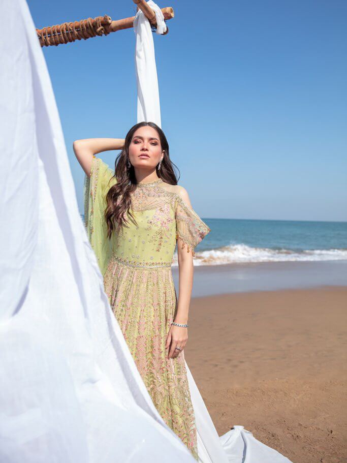 Reign Amira'a Luxury Formals Embroidered Unstitched 3PCS Suit RN-01 Diba - FaisalFabrics.pk