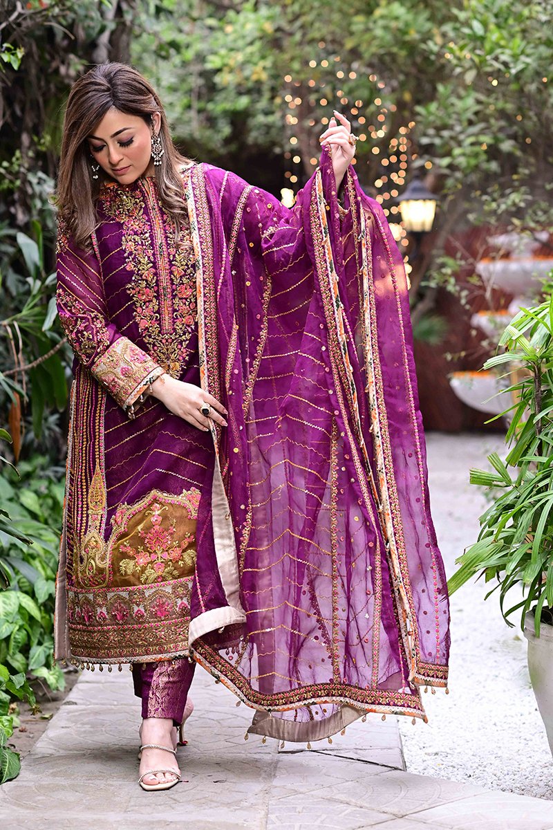 Rang Rasiya by Fahad Hussyan Heritage Collection 3Pc Suit - NAVRAAT - FaisalFabrics.pk