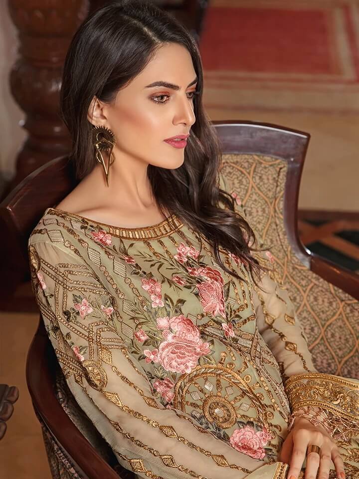 Ramsha Luxury Chiffon Vol-18 Embroidered 3Pc Suit F-1811 - FaisalFabrics.pk